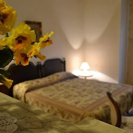 فندق مبيت وإفطار بالازو فيكيو ماريتيما